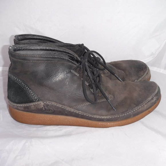 chaco montrose chukka boots